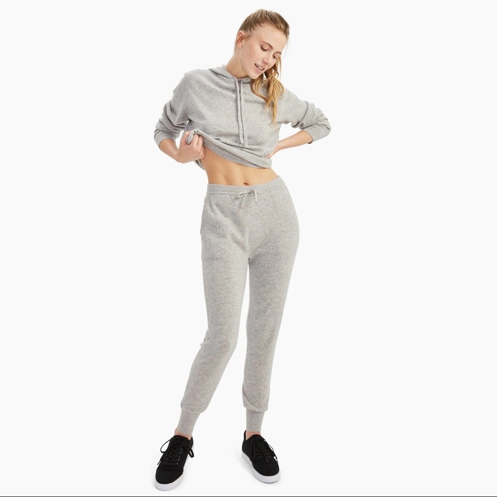 Nadaam Essential 100% Cashmere High-Waisted Joggers